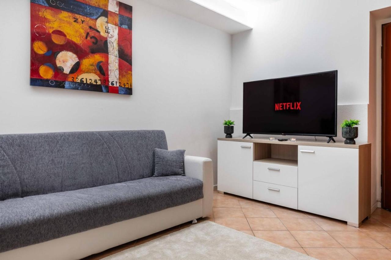 Loft Porta Romana - Cozy Apartment & Wi-Fi Milan Exterior photo